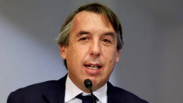 Azcárraga debe buscar DT.