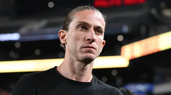 Filipe Luis le responde al América.