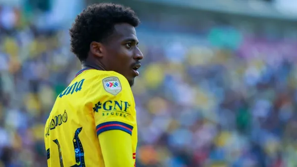 Javairô Dilrosun: Su alto salario ($1.4M) obliga al América a asumir un costo para liberarlo.