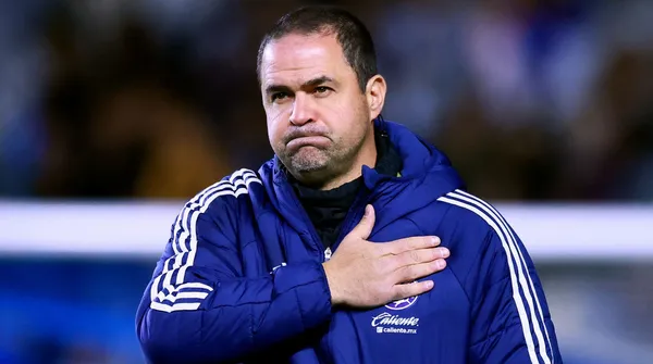 La IA saca a Jardine del América.