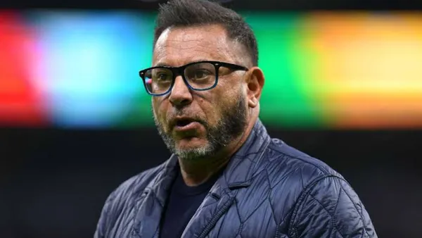 Mohamed quiere dirigir a Cruz Azul.