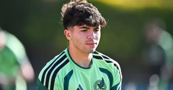 Denzell García podría jugar en América.