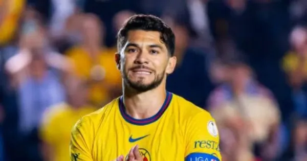 El delantero de América defendió a Zendejas.