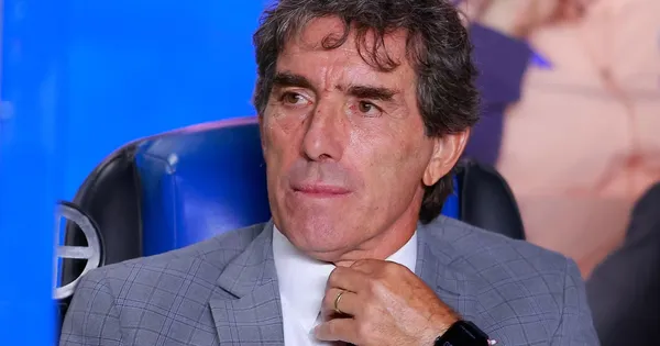 Almada deberá tomar decisiones.