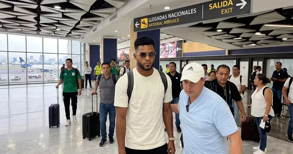 Miguel Borja llegó a CDMX para firmar con el Club América