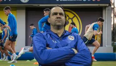 André Jardine en entrenamiento del América