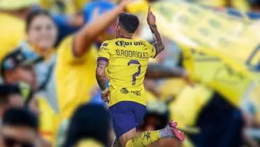 Brian Rodríguez festeja un gol (foto: Club América) 