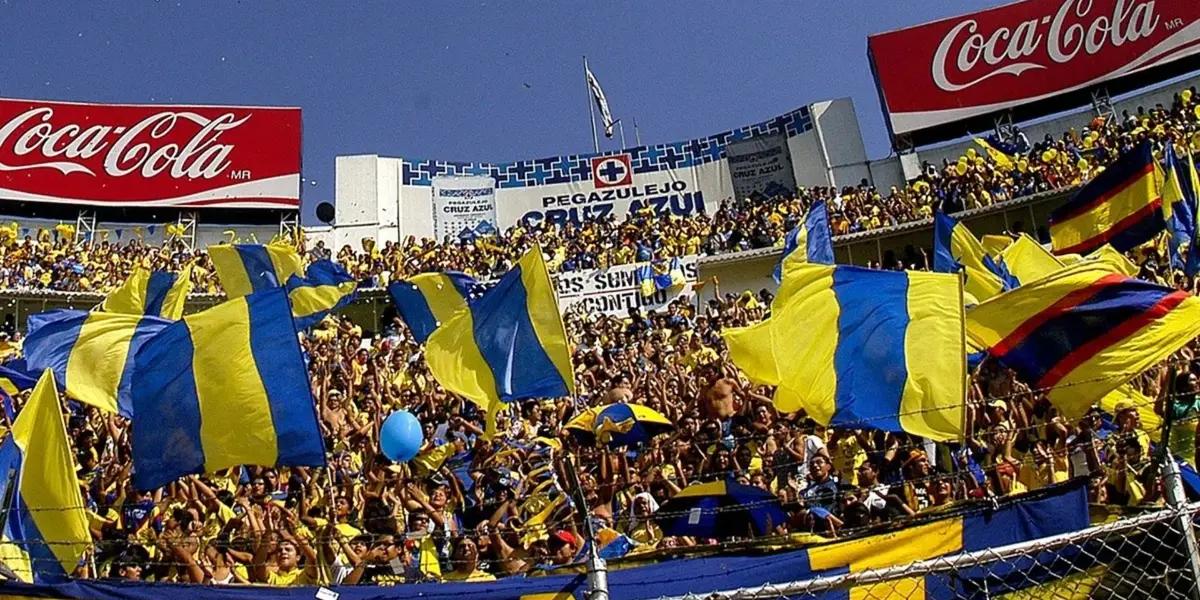 Estadio Azul con afición del América