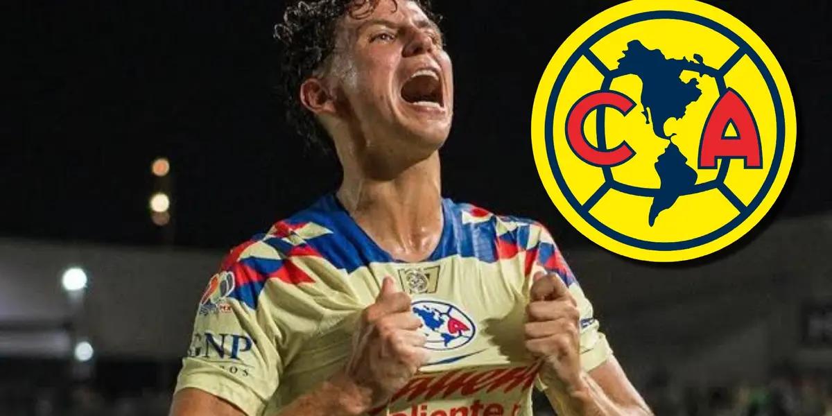 Festejando un gol en América.