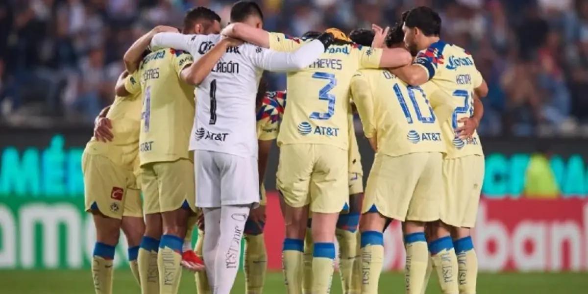 Jugadores del América antes del partido