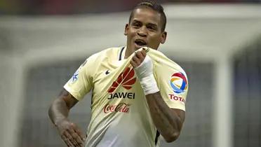 Micky Arroyo, ex delantero del América