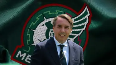 Azcárraga con escudo de la Selección Mexicana