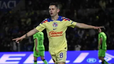 Fidalgo, jugador del América